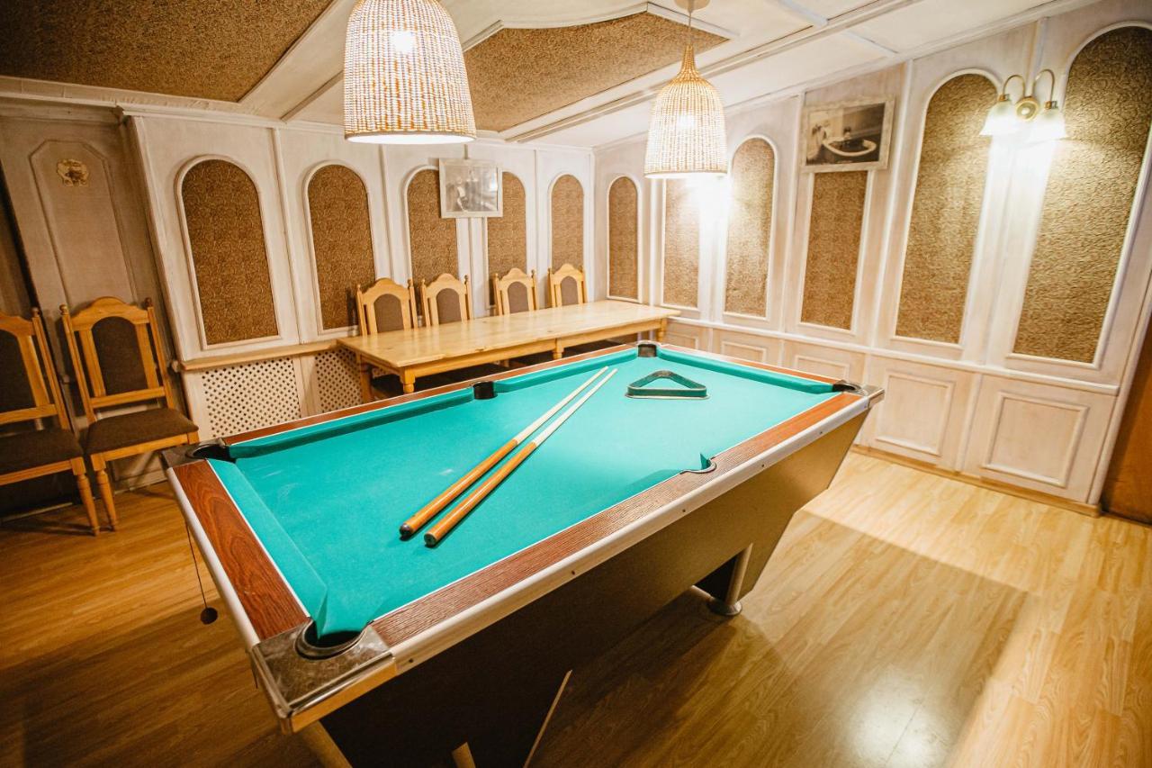Neptuns Hotel Jurmala Luaran gambar