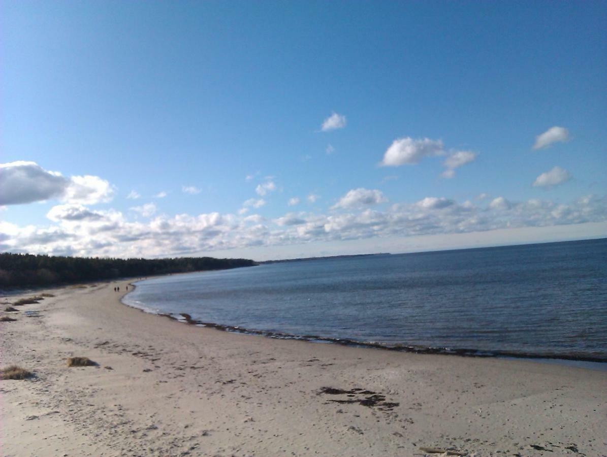 Neptuns Hotel Jurmala Luaran gambar