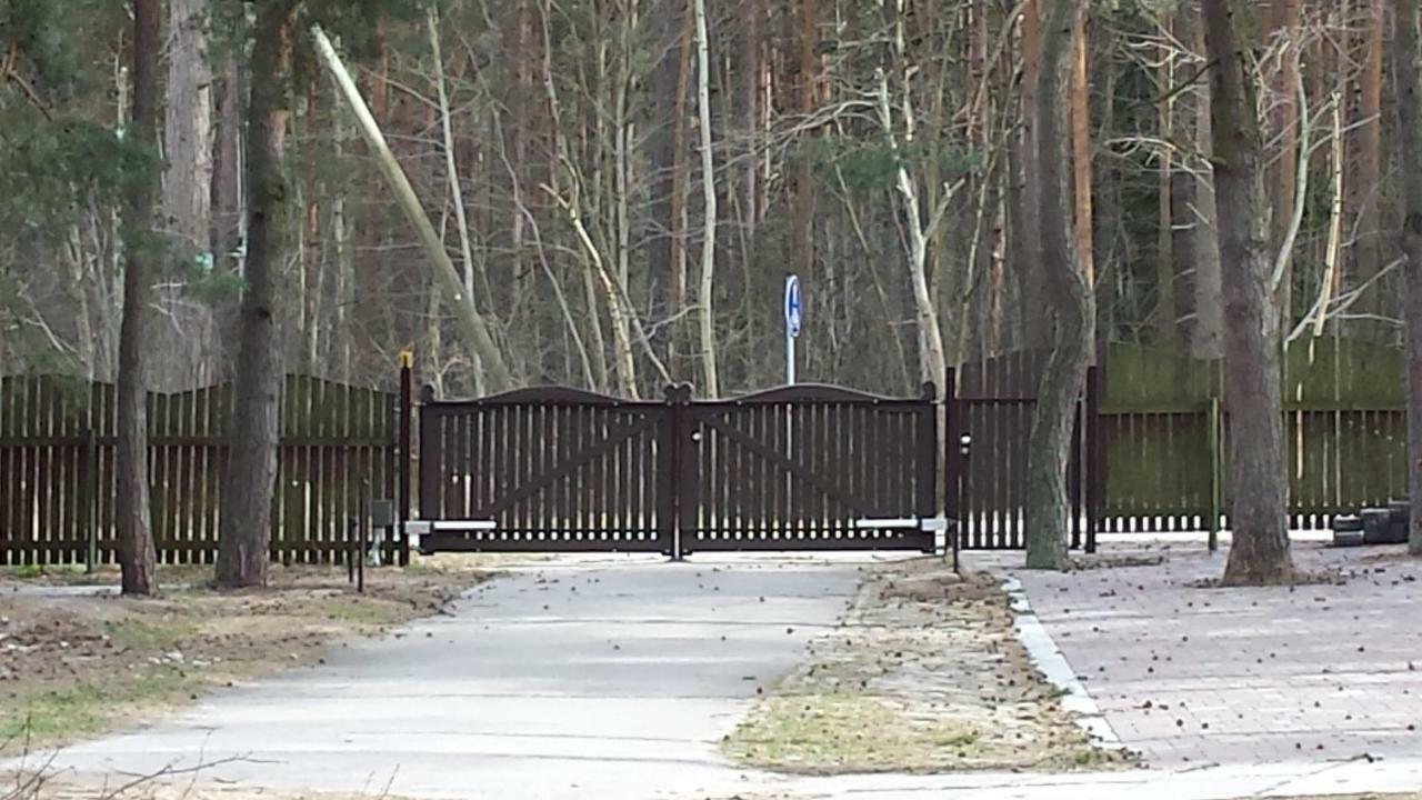 Neptuns Hotel Jurmala Luaran gambar